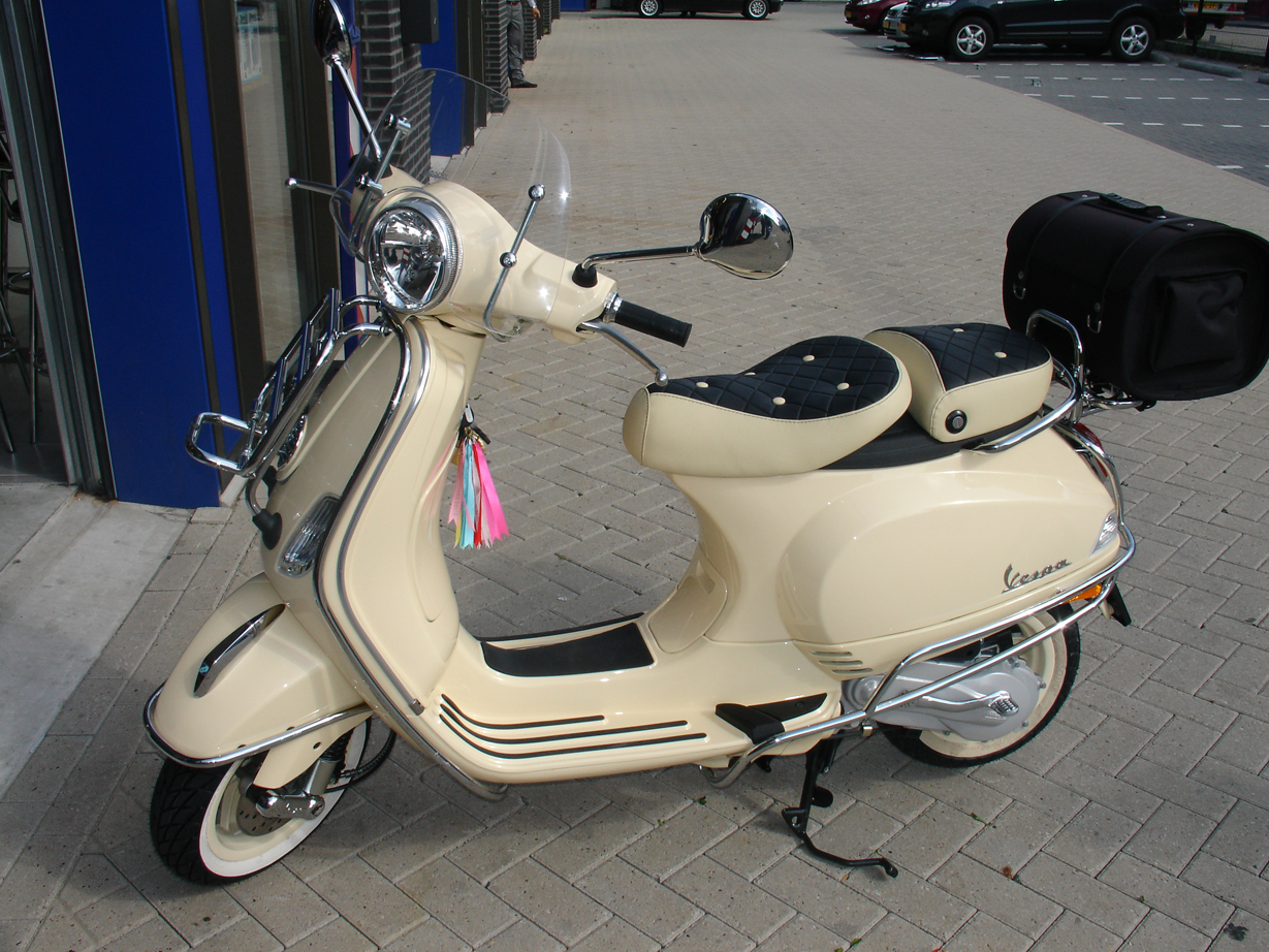 Vespa - Auto & Interieur